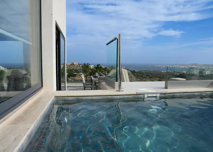 Lux Sea&Country Views With Pool