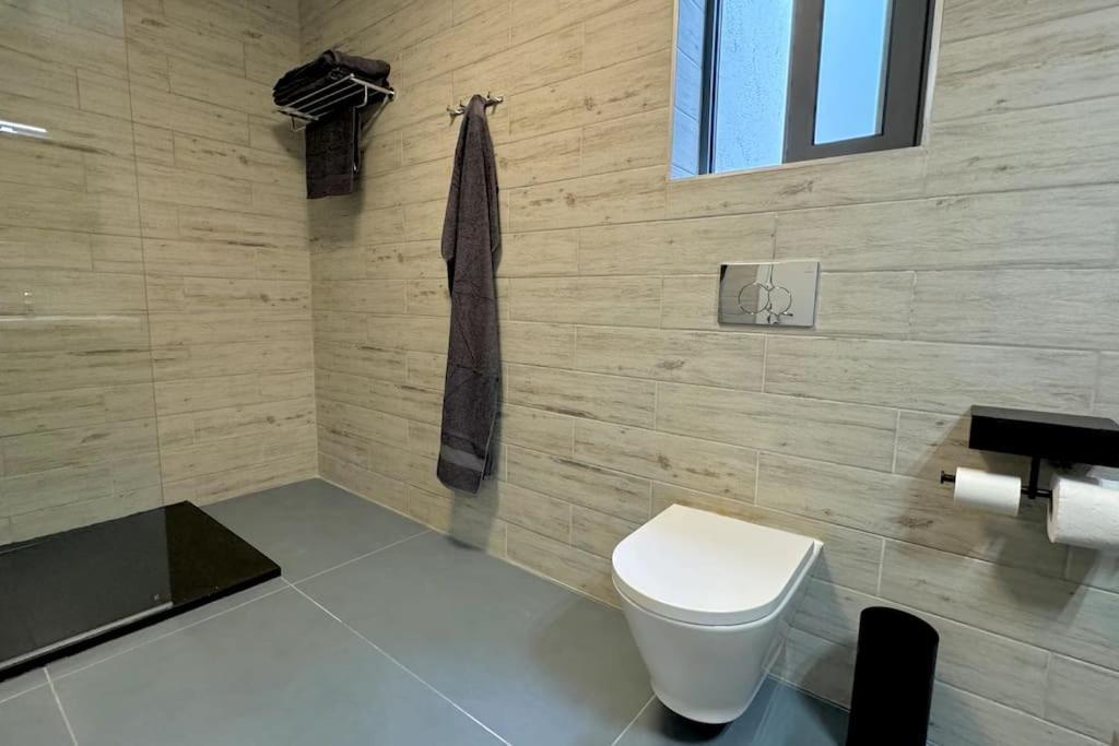 Lux Sea&country Views With Pool Lägenhet